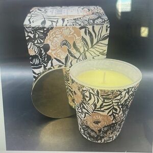 Lilly Pulitzer onyx peony party printed soy citrus lidded glass jar 8 oz candle